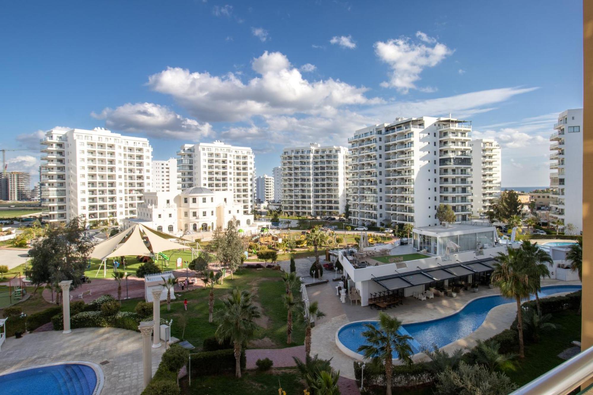 Spartacus Apartments In Caesar Resort & Spa, Long Beach Perivolia tou Trikomou Exterior foto